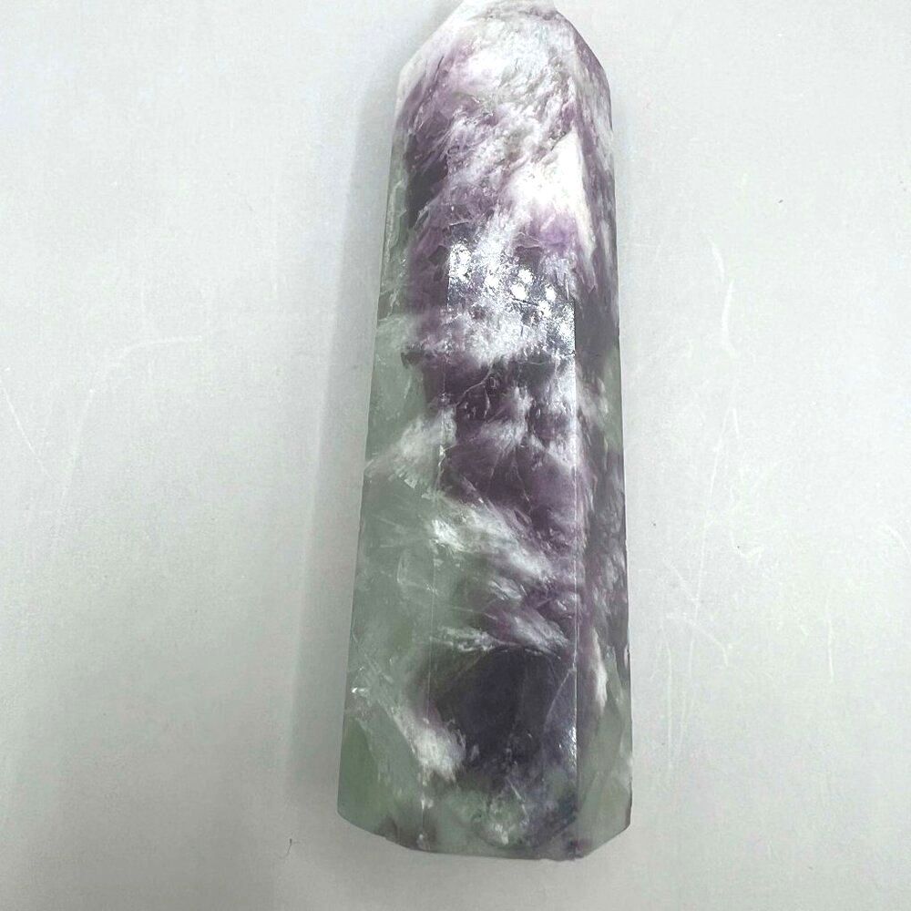 Snowflake/Feather Fluorite Point - Picture 2 of 9